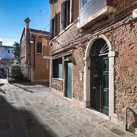 Mansardina - 1 Min From Accademia - Duplex Stylish And Cosy Venetië