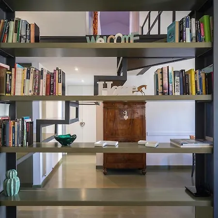 Mansardina - 1 Min From Accademia - Duplex Stylish And Cosy Apartament Wenecja