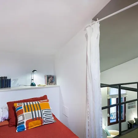 Mansardina - 1 Min From Accademia - Duplex Stylish And Cosy *