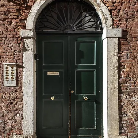 Apartament Mansardina - 1 Min From Accademia - Duplex Stylish And Cosy *